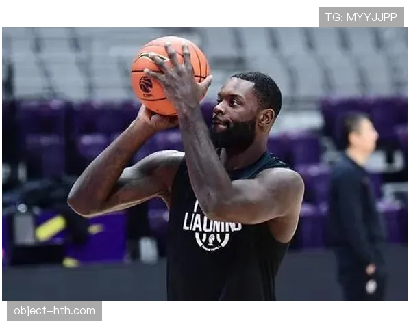 里奥防线稳固助球队重拾信心，强势冲击冠军引关注